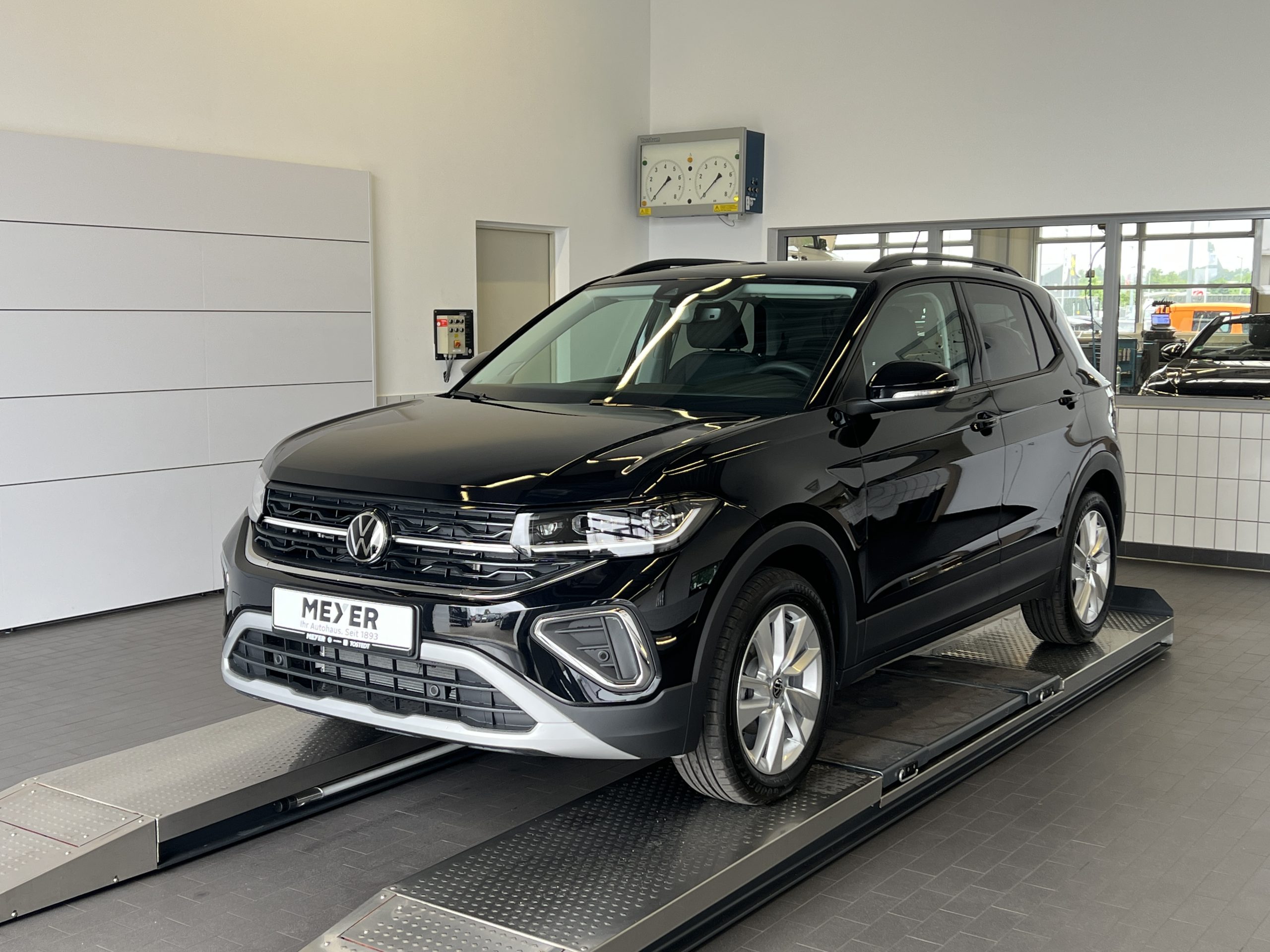 Abbildung Model T-Cross Life 1.0 TSI DSG
